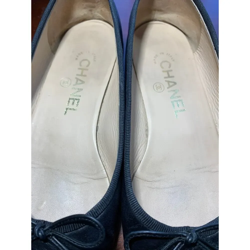Authentic Chanel Lambskin Leather Ballet Flats 36.5 Black CC Bow Patent Cap Toe
